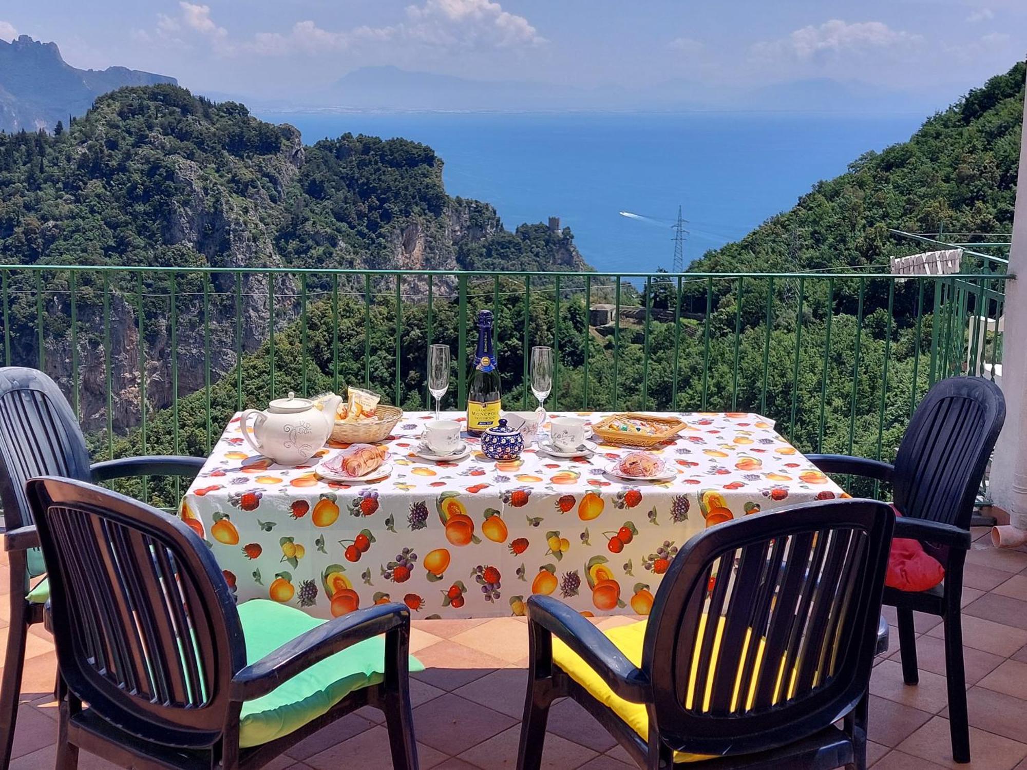 Janet House Villa Amalfi Eksteriør bilde